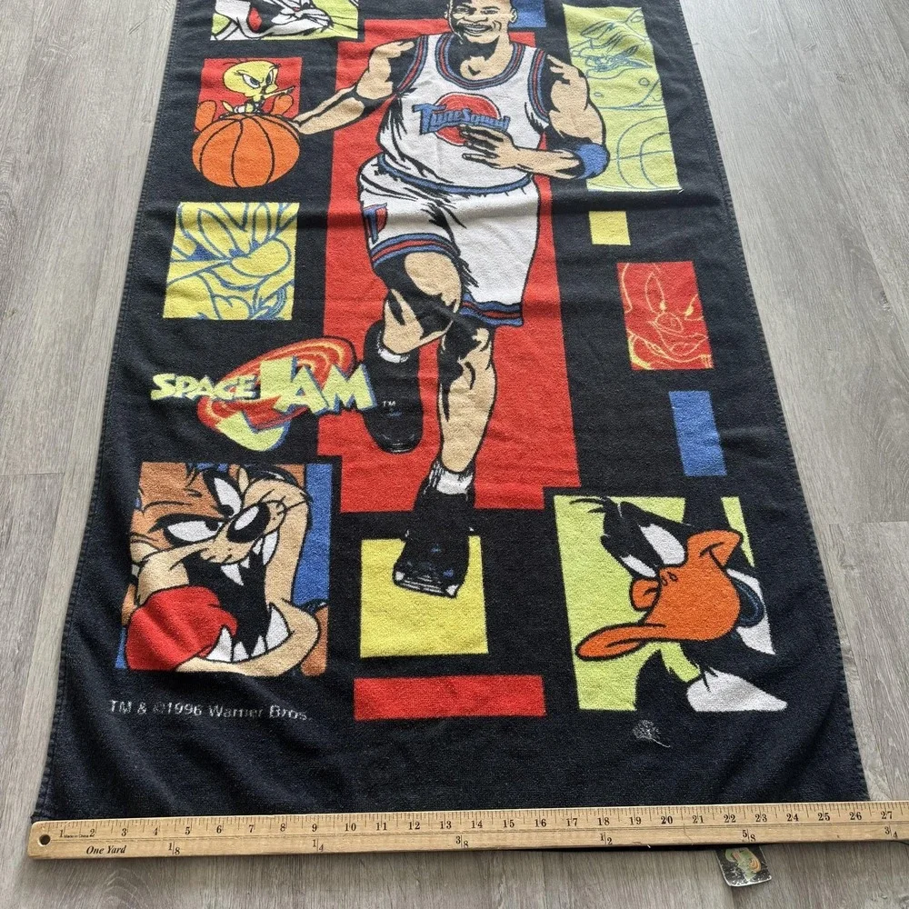Vintage 1996 Space Jam Warner Bros Beach Towel Tune Squad Daffy Looney Tunes